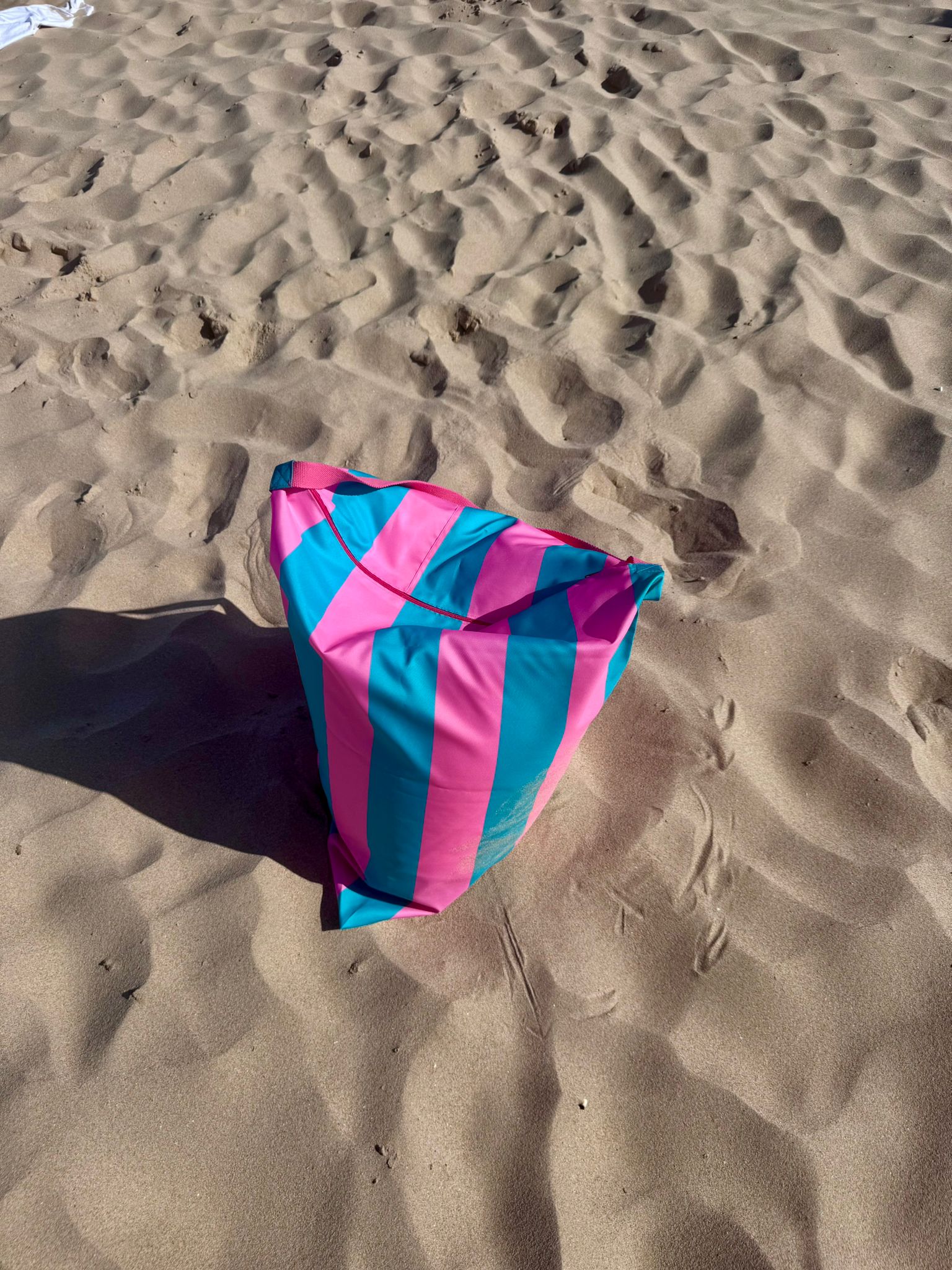 Puff de praia Maré Pop da Ohana Puffs, feito à mão, nas cores Rosa, Azul