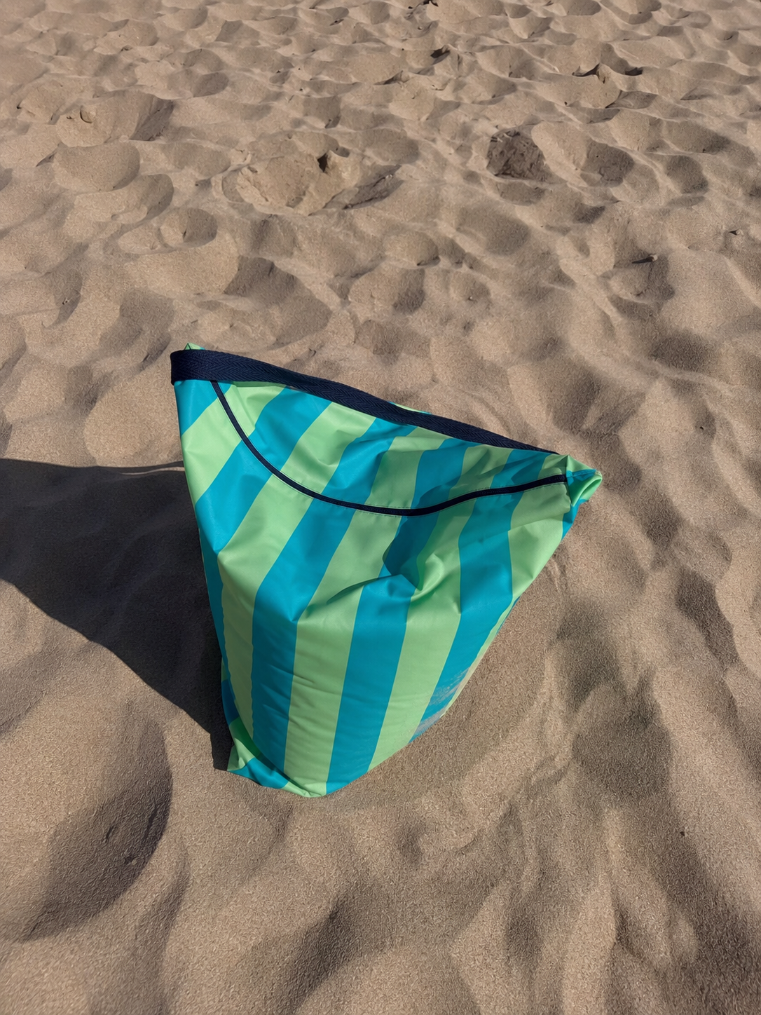 Puff de praia Costa Capri da Ohana Puffs, feito à mão, nas cores Verde, Azul